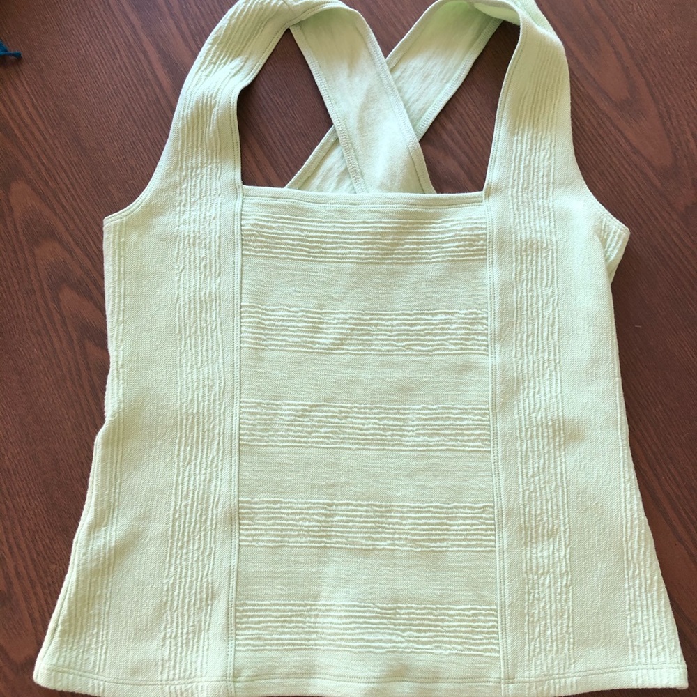 Anthropologie mauve brand tank